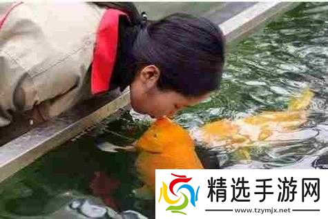 女人绝技:鲤鱼喝水是何感受?