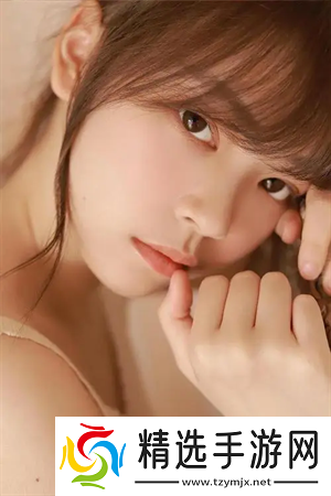 已满十八岁从此进入戴好耳机的听感革命