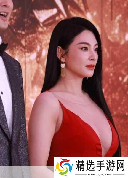 龚俊在张雨绮的广告里当过群演