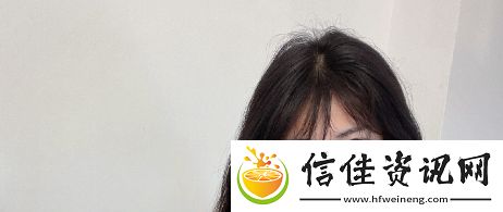 老外玩CSGO的妹子个性独特