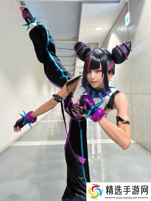 樱花妹COS街头霸王6韩蛛俐俏皮邪魅十分还原！