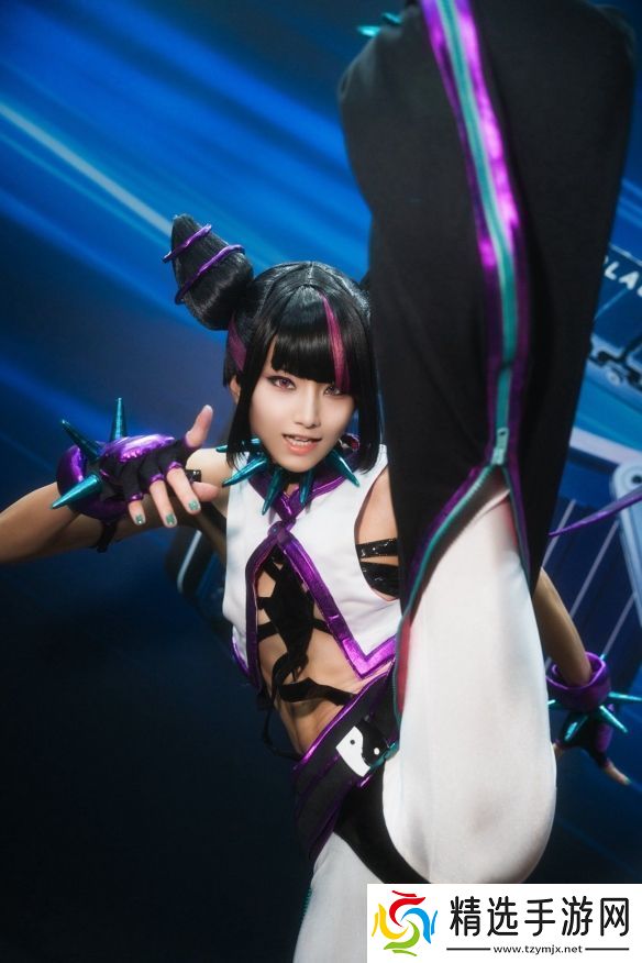 樱花妹COS街头霸王6韩蛛俐俏皮邪魅十分还原！