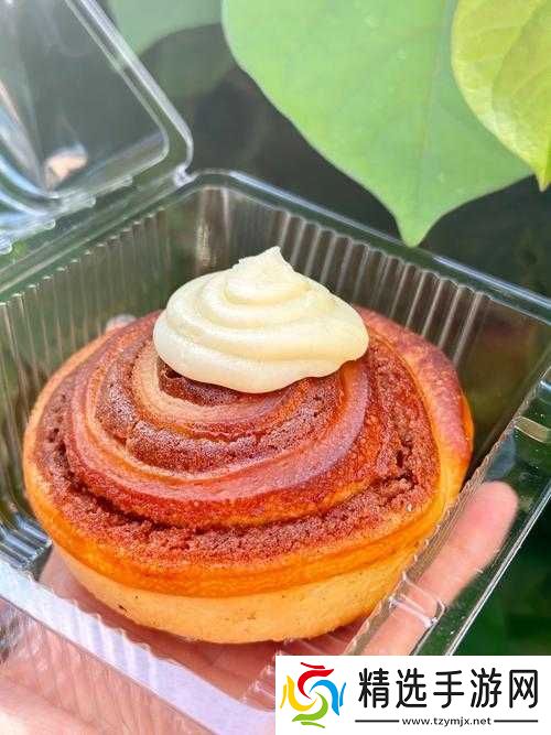 水帘白瀑如饥似渴一丛金黄排名再次被抢之深度解析