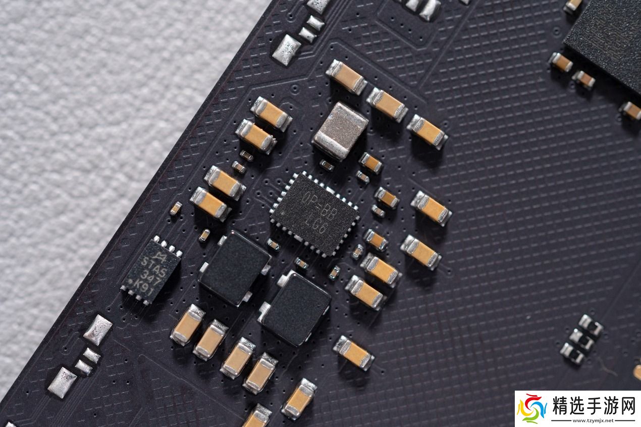 宏碁掠夺者HERADDR5