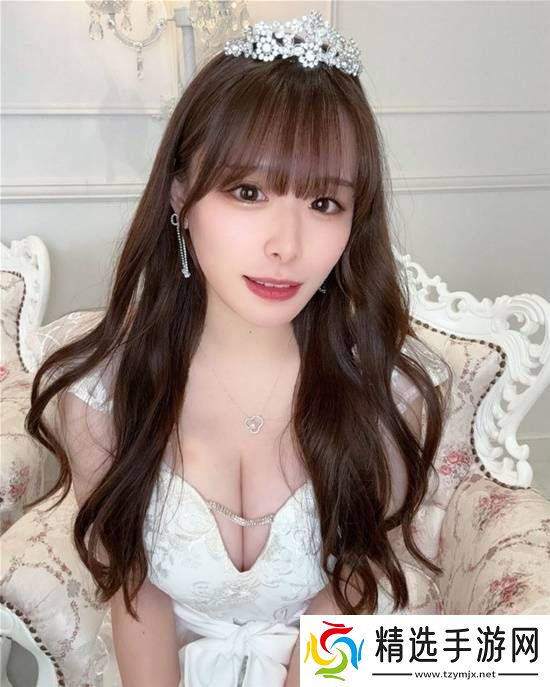 性格跟人一样亭亭玉立!热爱泡汤的令和美女haruni