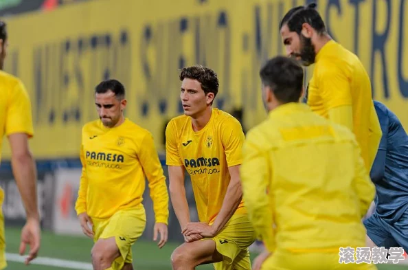 实况足球2024曼联豪门阵容评分大揭秘