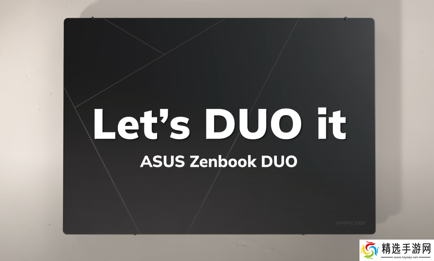 华硕ZenbookDuo双屏笔记本海外上新