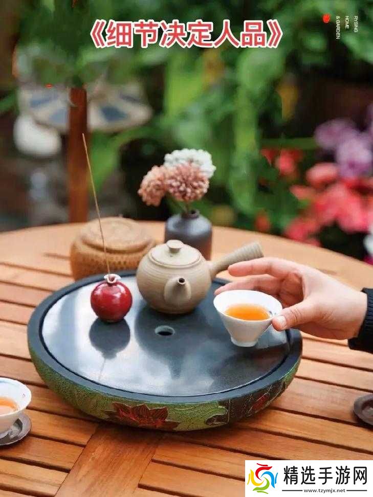 一处桃源千人品两片红唇万客来