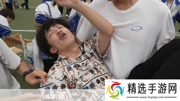 超级凌乱的校园运动会有混乱中的乐趣