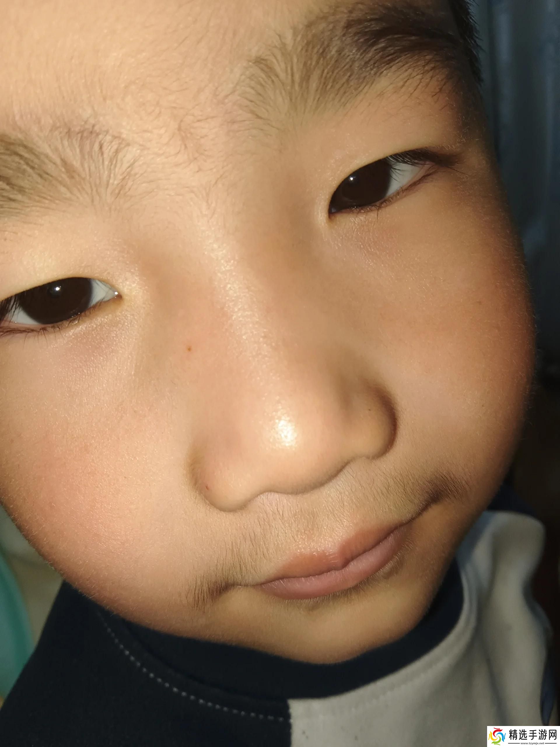 未成年ADC请速离场界新焦点让人笑Cry