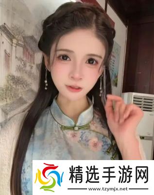 狗头萝莉转行拍摄短剧，身穿青色旗袍太好看，完美身材十分吸睛