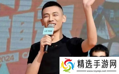 旭旭宝宝房管离职单干创业，时隔多年终于想开，直言：还是在宝哥这好