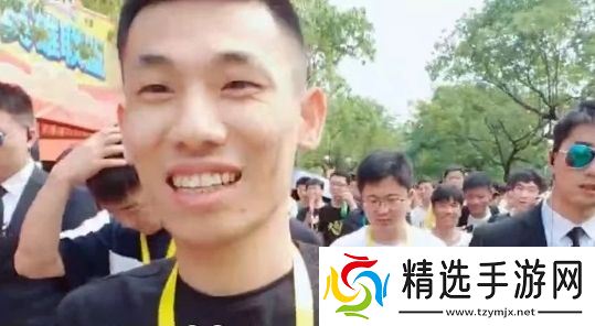 旭旭宝宝计划送粉丝车，水友见面预计送1000万礼物，包括奔驰S400