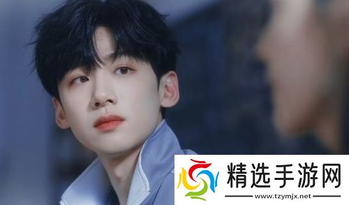 《难哄》温以凡假装梦游,再次抱住了桑延,两人这才知晓对方心意