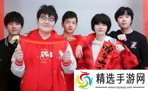 LPL冠军AD失恋心不在焉，打比赛频频出现低级失误，网友：赶紧换人