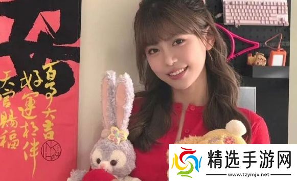 周淑怡直播间狂秀舞技，人数瞬间飙升十倍，网友：说好的游戏主播呢