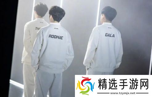 TheShy复出状态不佳,开小号偶遇退役上单选手,0-6战绩惨不忍睹