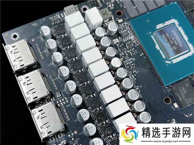 开启DLSS 4 步入4K游戏新门槛，耕升 GeForce RTX 5070 踏雪 OC 灵动来袭！