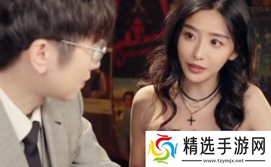 LPL解说和美女演员拍短剧，被网友质疑是否要转行，本人：拍着玩而已