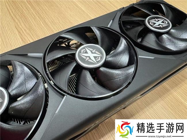 DLSS 4性能全力冲锋，耕升 GeForce RTX 5080 炫光 OC 值得你拥有！