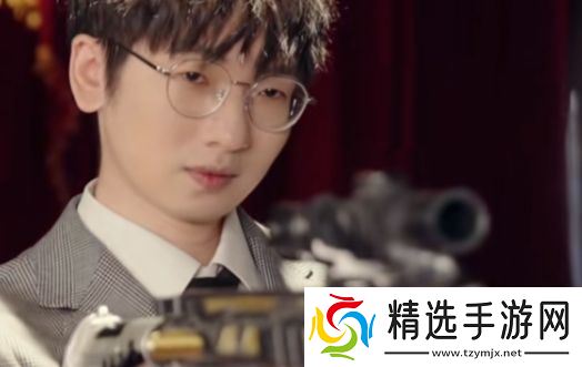 LPL解说和美女演员拍短剧，被网友质疑是否要转行，本人：拍着玩而已