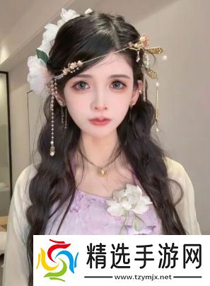 狗头萝莉举办免费送饼活动,吸引大量人来围观,称金主看到后超开心