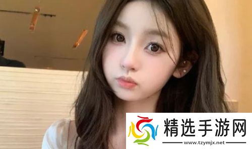 王思聪再度官宣新女友,21岁美女身材太好,街头互动撒糖十分甜蜜