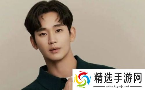 金秀贤与金赛纶过往照片曝光，曾发短信求助，称让其能救救她