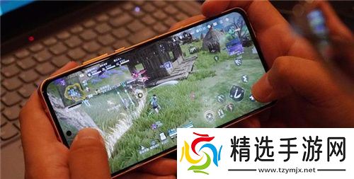 大型手游“帧数拉满” 骁龙8至尊版游戏表现强悍