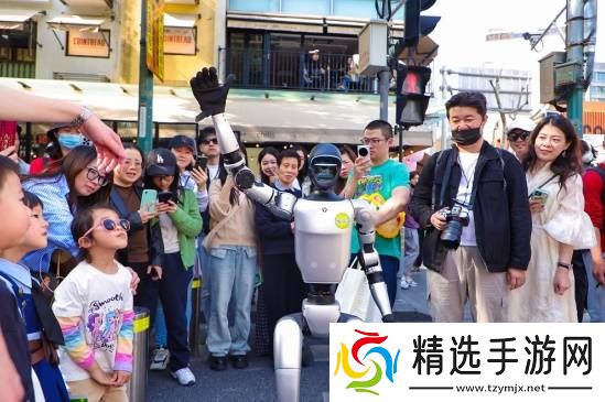 心动小镇又双叒叕和600号联动了？！“春日派对”快闪落地上海大学路！