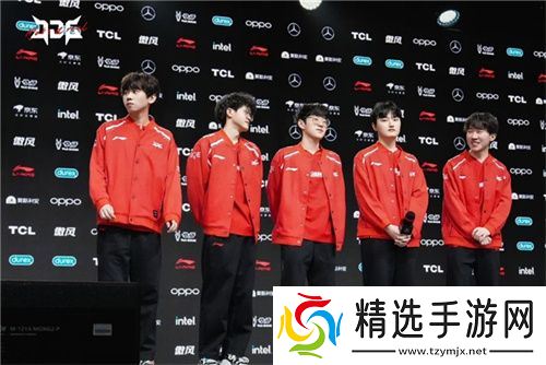 虎娘日报：拳头官宣将免费送限定皮肤 Xun上演教科书千珏