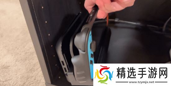 无缝对接翻车?Switch 2第三方保护壳导致手柄松动