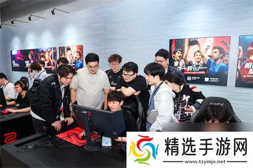 冠军之外,卓威让高校电竞有了“甲子园”的眼泪与传承