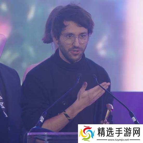 光与影团队力荐超英派遣中心引爆网络热议