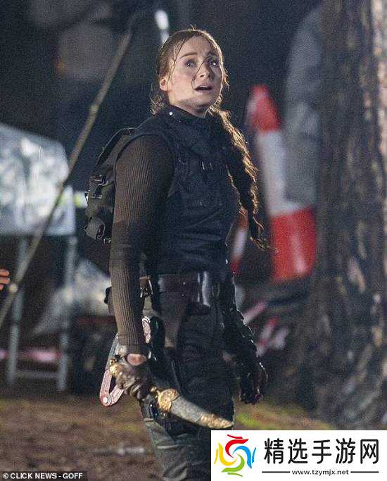 索菲·特纳首曝古墓丽影劳拉动作戏,历时一年特训重塑冒险女神形象