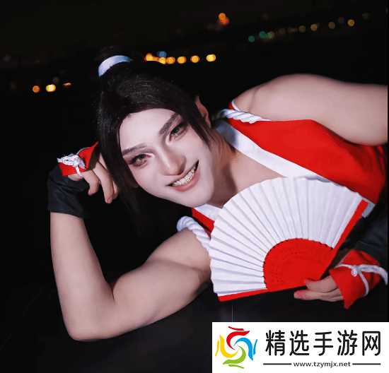 田一鸣抽象风演绎不知火舞引争议，神韵失真遭批视觉不适