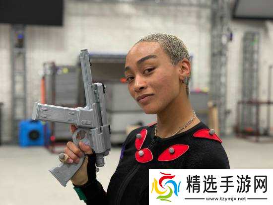 《星际：异端先知》官宣拍摄杀青！光头女主新近照
